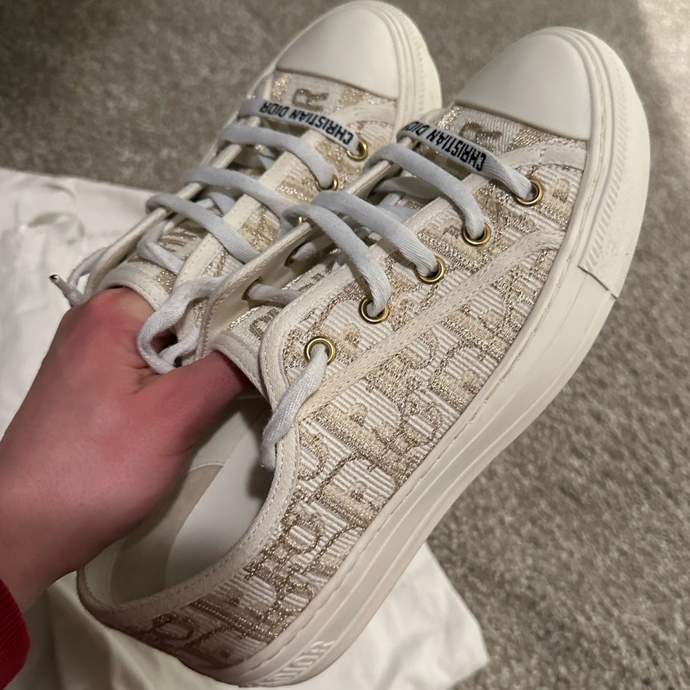 Walk'n'Dior Sneaker
Gold Dior Oblique Embroidered Cotton